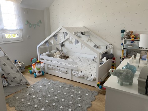 Lit cabane Montessori bas