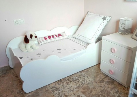 Lit Montessori Nuage chambre fille